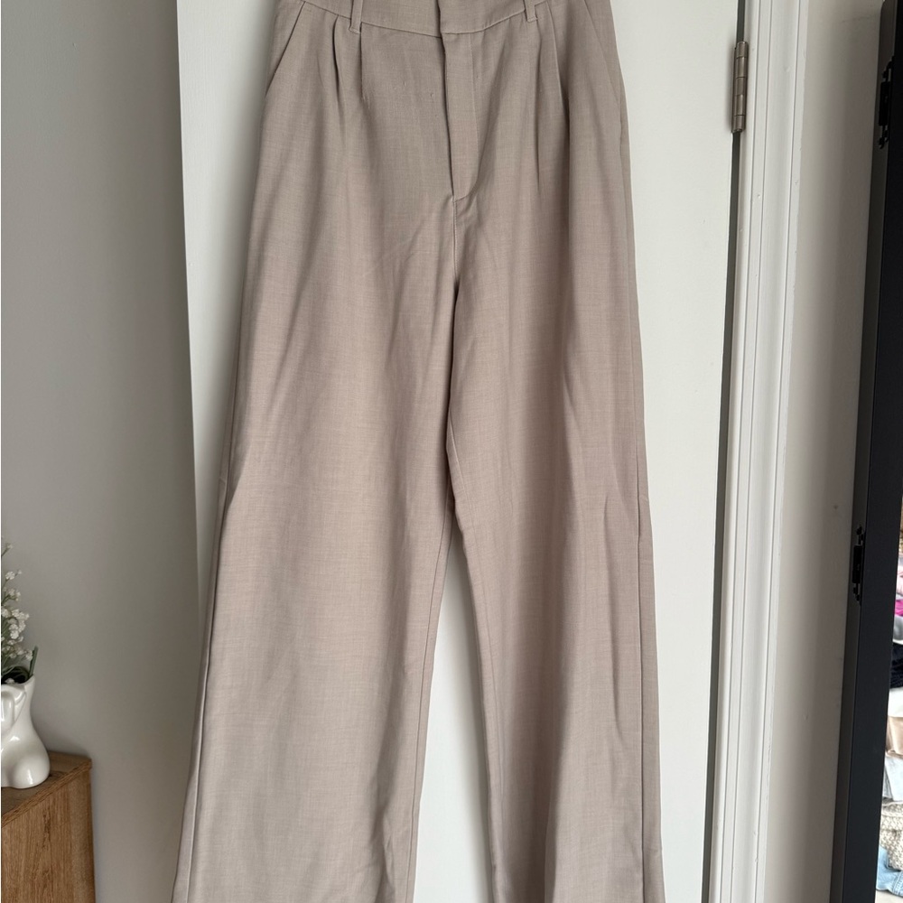 Abercrombie & Fitch Tan High-Waisted Trousers